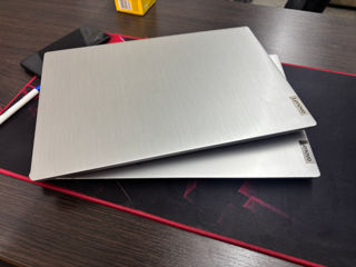 Lenovo IdeaPad 3 15ADA05  foto 3