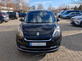 Renault Grand Scenic foto 2