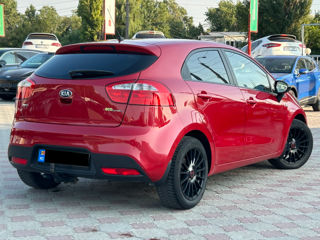 KIA Rio foto 4