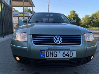 Volkswagen Passat foto 3