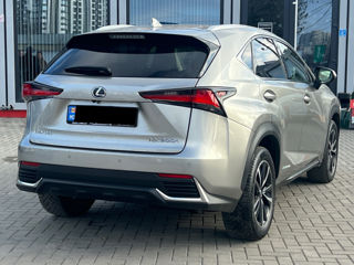 Lexus NX Series foto 4