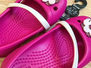 Crocs новые,оригинальные босоножки