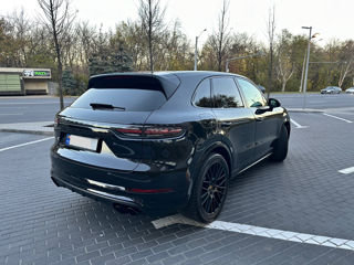 Porsche Cayenne foto 4