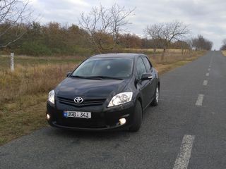 Toyota Auris foto 2