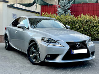 Lexus IS Series