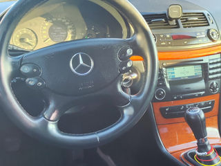 Mercedes E-Class foto 6