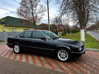 BMW 5 Series foto 19