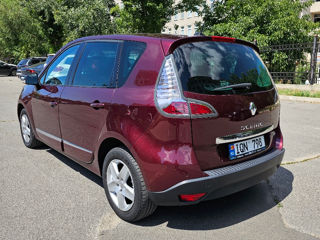 Renault Scenic foto 2