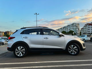 KIA Rio X-Line