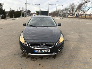 Volvo V60 foto 2