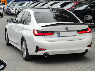 BMW 3 Series foto 5