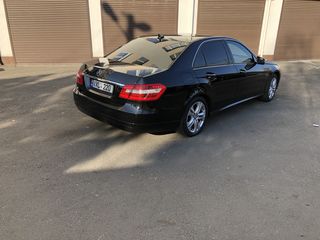 Mercedes E-Class foto 5