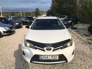 Toyota Auris foto 2