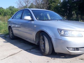 Hyundai Sonato foto 1