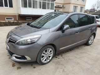 Renault Grand Scenic foto 3