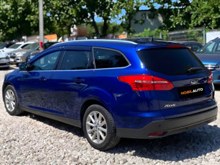 Ford Focus foto 4