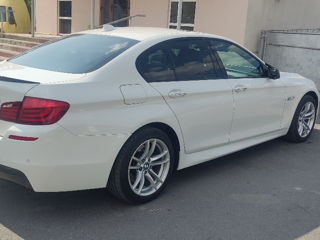 BMW 5 Series foto 6