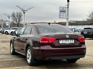 Volkswagen Passat foto 4