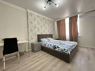 Apartament cu 2 camere, 68 m², Botanica, Chișinău foto 3