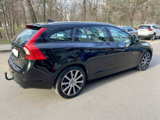 Volvo V60 foto 3