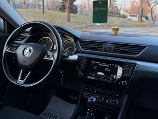 Skoda Superb foto 8