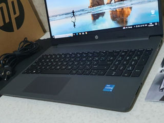 Новый Мощный HP 15s. icore i3-1115G4 4,1GHz. 4ядра. 8gb. SSD 256gb. Full HD iPS 15,6d foto 7