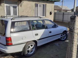 Opel Astra foto 3