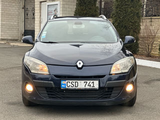 Renault Megane foto 2