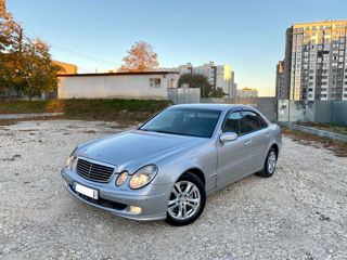 Mercedes E-Class foto 3