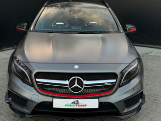 Mercedes GLA foto 2