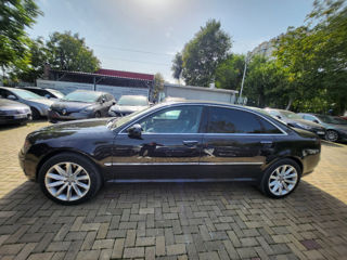 Audi A8 foto 2