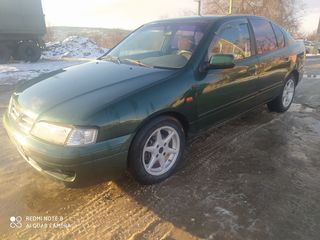 Nissan Almera foto 2