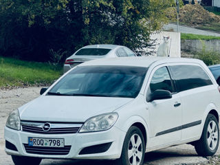 Opel Astra foto 2