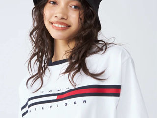 Новые оригинальные футбодки Tommy Hilfiger (M,L,XL,XXL) foto 3