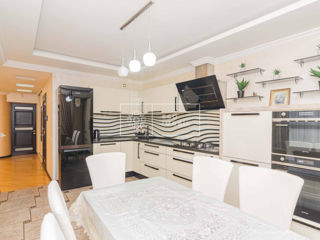 Apartament cu 3 camere, 140 m², Centru, Chișinău foto 6