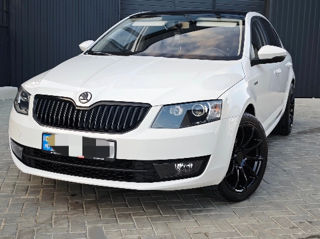 Skoda Octavia foto 1