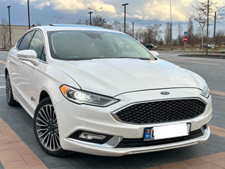 Ford Fusion foto 2