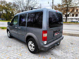 Ford Tourneo Connect foto 5