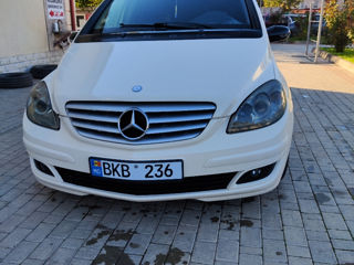 Mercedes B-Class