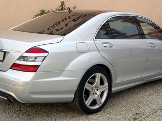 Mercedes Benz W221 S class 2006-2012.