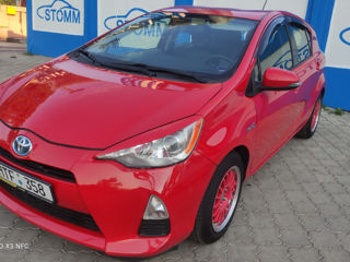 Toyota Prius c foto 4