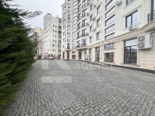 Apartament cu 2 camere, 77 m², Centru, Chișinău foto 10