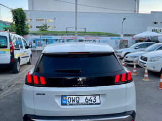 Peugeot 3008 foto 3