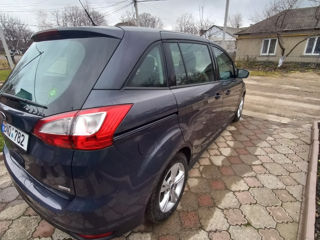 Ford Grand C-MAX foto 2