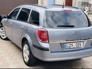 Opel Astra foto 4