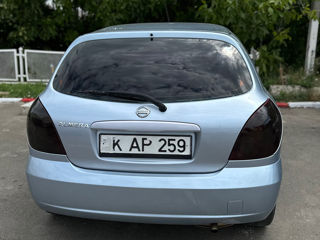 Nissan Almera foto 6