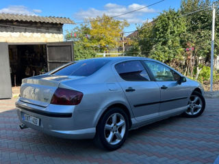 Peugeot 407 foto 4