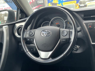 Toyota Auris foto 8