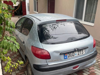 Peugeot 206 foto 2