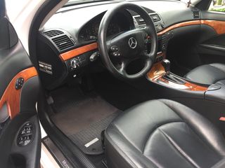 Mercedes E-Class foto 7